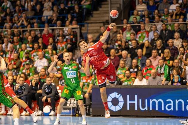 Deutschland: HBL DAIKIN Handball Bundesliga 2025 26, 16. Spieltag - SC Magdeburg vs MT Melsungen - GETEC Arena (Magdeburg): Nikolaj Enderleit (MT Melsungen, 4) Copyright: xTomxLauruschkatx