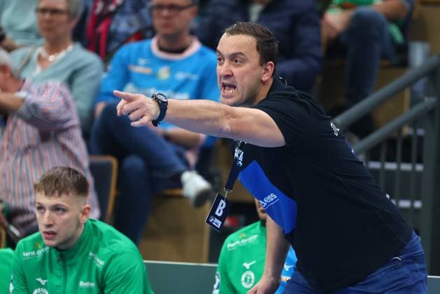Trainer Momir Ilic (Wetzlar) HSG Wetzlar vs TSV Hannover-Burgdorf, Handball, 1. Bundesliga, 10.12.2025 HSG Wetzlar vs TSV Hannover-Burgdorf, Handball, 1. Bundesliga, 10.12.2025 Wetzlar Copyright: xEibner-Pressefotox EP_RWS