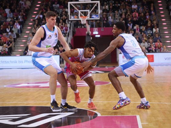 Zachery Cooks Telekom Baskets Bonn vs. SKYLINERS Frankfurt 11. Speiltag - Saison 2025 26