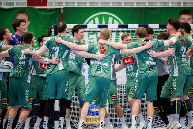 10.12.2025 - Handball, 2025 2026, 1. Bundesliga, 16. Spieltag, GWD Minden - HC Erlangen: Mannschaft (Minden) nach dem Spiel