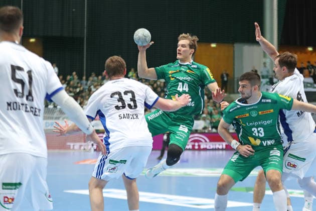 Handball DAIKIN HBL, SC DHfK Leipzig - HSV Hamburg; 10.12.2025 Blaer Hinriksson (44, SC DHfK Leipzig). Handball, DAIKIN HBL, 1. Bundesliga, Saison 2025 2026, 16. Spieltag: SC DHfK Leipzig vs. Handball Verein Hamburg am 10.12.2025 in der Quarterback Immobilien Arena Leipzig. Copyright: xBEAUTIFULxSPORTS JanxKaeferx