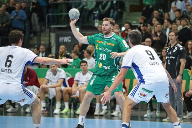 Handball DAIKIN HBL, SC DHfK Leipzig - HSV Hamburg; 10.12.2025 William Bogojevic (20, SC DHfK Leipzig). Handball, DAIKIN HBL, 1. Bundesliga, Saison 2025 2026, 16. Spieltag: SC DHfK Leipzig vs. Handball Verein Hamburg am 10.12.2025 in der Quarterback Immobilien Arena Leipzig. Copyright: xBEAUTIFULxSPORTS JanxKaeferx