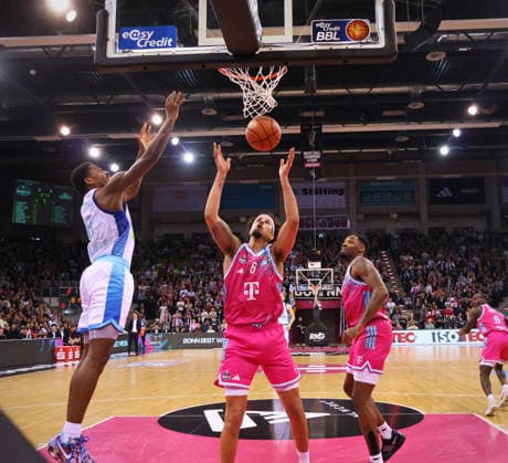 Michael Kessens Telekom Baskets Bonn vs. SKYLINERS Frankfurt 11. Speiltag - Saison 2025 26