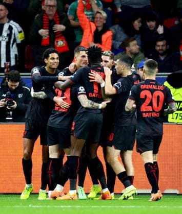 Robert Andrich of Bayer Leverkusen celebrates scoring a goal after making the score 1-0. Bayer 04 Leverkusen v Newcastle United, UEFA Champions League, Group Stage, Football, BayArena, Leverkusen, Germany - 10 Dec 2025Leverkusen BayArena Germany EDITORIAL USE ONLY No use with unauthorised audio, video, data, fixture lists, club league logos or live services. Online in-match use limited to 120 images, no video emulation. No use in betting, games or single club league player publications. Copyright: xJamesxMarsh Shutterstockx 16009926ai