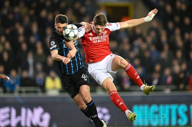 Club Brugge v Arsenal - UEFA Champions League BRUGGE, BELGIUM - DECEMBER 10 : Mechele Brandon defender of Club Brugge and Gyokeres Vikto forward of Arsenal during the UEFA Champions League 2025 26 League Phase MD6 match between Club Brugge and Arsenal on December 10, 2025 in Brugge, Belgium, 10 12 2025 Brugge Belgium  Copyright: xNicoxVereeckenx
