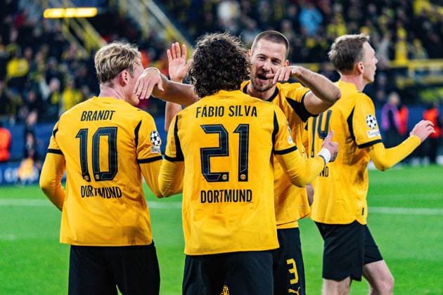 10.12.2025, Borussia Dortmund vs. FK Bodo Glimt, UEFA Champions League, 6.Spieltag Tor zum 1:0 durch Julian Brandt (Borussia Dortmund, 10) hier mit Fabio Silva (Borussia Dortmund, 21) Waldemar Anton (Borussia Dortmund, 3) Regulations prohibit any use of photographs as image sequences and or quasi video Copyright: xBahhoxKarax