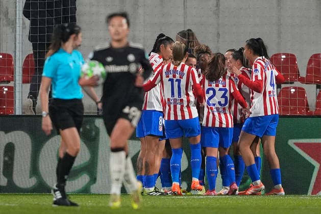 CLUB ATLETICO DE MADRID v FC BAYERN MUNCHEN. UEFA WOMEN S CHAMPIONS LEAGUE 2025 2026. ROUND 5. Club Atletico de Madrid™s players celebrate goal during UEFA Women s Champions League, Round 5. December 10,2025.(ALTERPHOTOS Acero) Alcala de HenaresSpain  Copyright: xAcerox