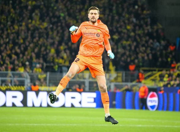 Fussball UEFA Champions League 2025 26, 6. Spieltag Ligaphase - Borussia Dortmund vs FK Bodo Glimt Bodo Glimt - Signal Iduna Park-Stadion (Dortmund): Torjubel Nikita Haikin (FK Bodo Glimt, 12) Dortmund Copyright: xAymanxAlahmedx