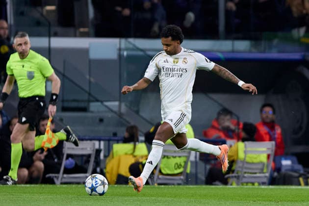 December 10, 2025, Madrid, Madrid, Spain: Rodrygo Goes of Real Madrid CF during the UEFA Champions League football match between Real Madrid CF and Manchester City FC at Santiago Bernabeu Stadium in Madrid, Spain, december 10, 2025 Madrid Spain - ZUMAa206 20251210_zsp_a206_014 Copyright: xRubenxAlbarranx