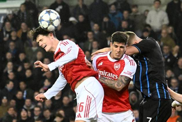 Club Brugge v Arsenal - UEFA Champions League BRUGGE, BELGIUM - DECEMBER 10 : Norgaard Christian midfielder of Arsenal, Hincapie Piero defender of Arsenal, Tresoldi Nicolo forward of Club Brugge during the UEFA Champions League 2025 26 League Phase MD6 match between Club Brugge and Arsenal on December 10, 2025 in Brugge, Belgium, 10 12 2025 Brugge Belgium  Copyright: xPeterxDexVoechtx