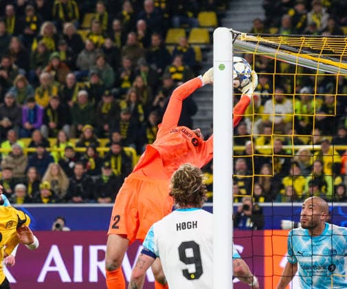 Fussball UEFA Champions League 2025 26, 6. Spieltag Ligaphase - Borussia Dortmund vs FK Bodo Glimt Bodo Glimt - Signal Iduna Park-Stadion (Dortmund): Nikita Haikin (FK Bodo Glimt, 12) Dortmund Copyright: xAymanxAlahmedx