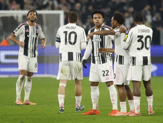 Weston McKennie of Juventus FC celebrating with team mates after a goal during the Uefa Champions League,2025 26 season, football match between Juventus FC and Pafos FC, on 10 December 2025 at Allianz Stadium, Turin, Italy. Photo Nderim KACELI  Copyright: xNderimxKaceli IPAxSportx xipa-agency.netx xx IPA_69007299 IPA_Agency_IPA69007299