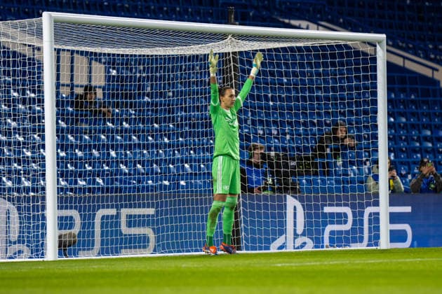 Olivie Lukasova (1 Roma - Goalkeeper) prepares for a penalty kick during the match between Chelsea and Roma in the UEFA Women s Champions League - League Stage at Stamford Bridge, London, England on Wednesday 10th December 2025. Copyright: xClairexJeffreyx xSPPx Sportspressphoto_SPR72771