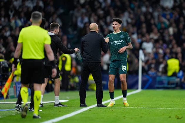 December 10, 2025, Madrid, Madrid, Spain: Nico O Reilly of Manchester City celebrates a goal with Pep Guardiola, head coach of Manchester City during the UEFA Champions League 2025 26 League Phase MD6 match between Real Madrid C.F. and Manchester City at Bernabeu stadium on December 10, 2025 in Madrid, Spain. Madrid Spain - ZUMAa181 20251210_zaa_a181_225 Copyright: xDennisxAgyemanx