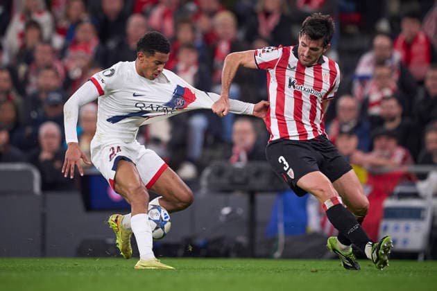 ATHLETIC DE BILBAO v PARIS SAINT-GERMAIN. CHAMPIONS LEAGUE 2025 2026. ROUND 6. Athletic de Bilbao s Dani Vivian (R) and Paris Saint-Germain s Senny Mayulu during Champions League 2025 2026 match. December 10,2025. (ALTERPHOTOS Ropero) BilbaoSpain  Copyright: xRoperox