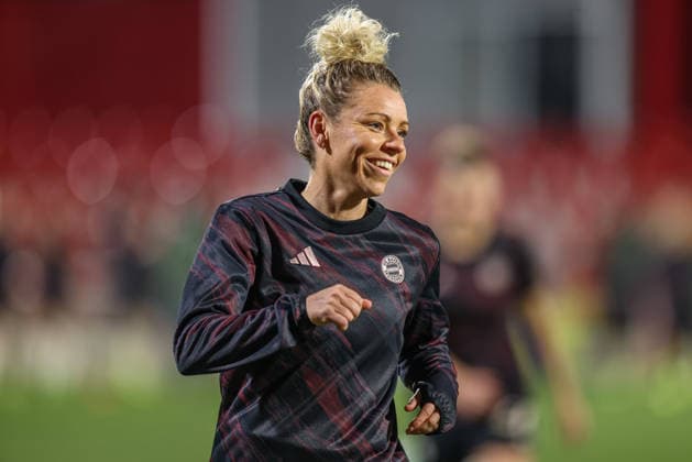 ESP, Madrid, Atletico Madrid vs FC Bayern München, WomenÂ s Champions League, Fussball, UEFA, Spielzeit 2025 2026, Centro Deportivo Wanda Alcala de Henares, 5. Spieltag im Bild: Linda Dallmann (Bayern München 10) DFB DFL REGULATIONS PROHIBIT ANY USE OF PHOTOGRAPHS AS IMAGE SEQUENCES AND OR QUASI-VIDEO, 10.12.2025 Copyright: HMBxMedia HendrikxHamelau