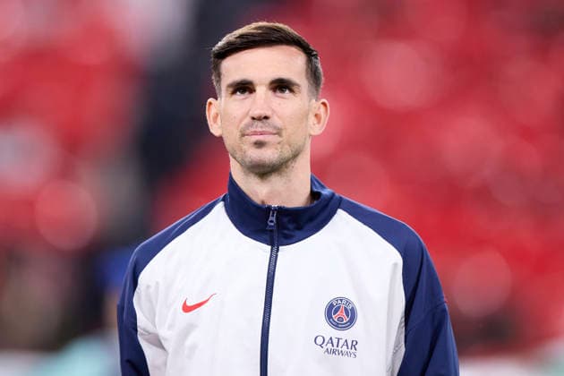 Athletic Club v Paris Saint-Germain FC - UEFA Champions League 2025-26 League Phase MD6 Fabian Ruiz of Paris Saint-Germain looks on during the UEFA Champions League 2025-26 League Phase MD6 match between Athletic Club and Paris Saint-Germain FC at San Mames on December 10, 2025, in Bilbao, Spain. Bilbao San Mames Basque Coountry Spain RL_ATHvPSG_CL_000118 Copyright: xRicardoxLarreinax