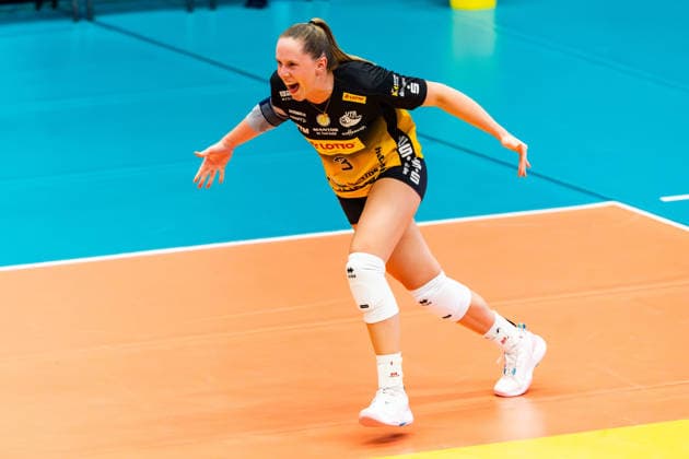 10.12.2025, GER, Volleyball, Frauen, Saison 25 26, ZOI DVV-Pokal, Halbfinale, VfB 91 Suhl Lotto Thueringen - Dresdner SC Lara Nagels (VfB Suhl Lotto Thueringen) 98527 Suhl Sporthalle Wolfsgrube Thüringen Deutschland