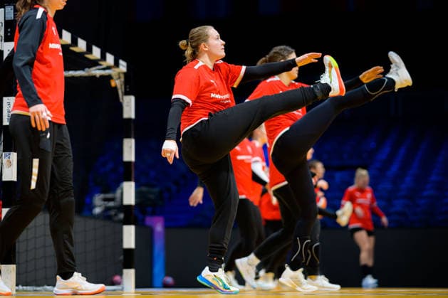 Handball, Frauen WM: Deutschland - Training Lisa Antl (Deutschland) Rotterdam Ahoey Niederlande
