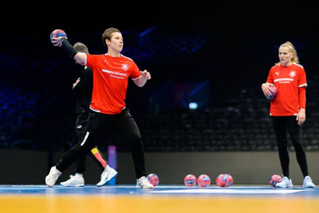 Handball, Frauen WM: Deutschland - Training Alina Grijseels (Deutschland) Rotterdam Ahoey Niederlande
