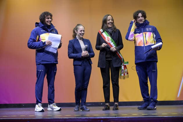 THE MAYOR OF THE CITY OF FLORENCE SARA FUNARO during Olympic Torch Relay, Olympic Winter games, Winterspiele,Spiele, Summer games Milano-Cortina 2026 in Florence, Italy, December 11 2025  Copyright: xJacopoxCane IPAxSportx xipa-agency.netx xx IPA_69033934 IPA_Agency_IPA69033934