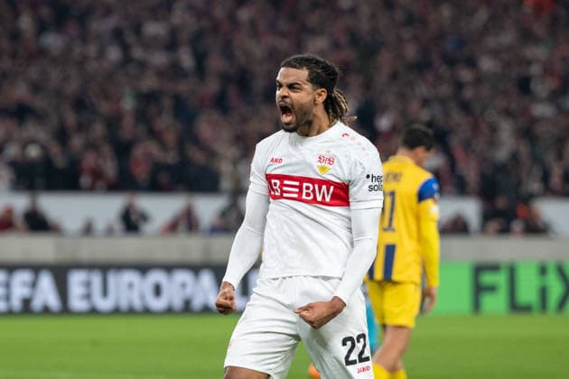 Tor zum 1:0 durch Lorenz Assignon(VfB Stuttgart, 22), Jubel, Torjubel, bejubelt sein Tor GER, VfB Stuttgart vs. Maccabi Tel Aviv, Fussball, UEFA Europa League, Herren, 6. Spieltag, Spielzeit 2025 2026, 11.12.2025, GER, VfB Stuttgart vs. Maccabi Tel Aviv, Fussball, UEFA Europa League, Herren, 6. Spieltag, Spielzeit 2025 2026, 11.12.2025 Stuttgart Copyright: xEibner-Pressefoto WolfgangxFrankx EP_WFK