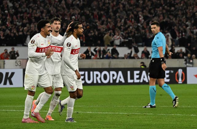11.12.2025, xsltx, Fussball UEFA Europa League, VfB Stuttgart - Maccabi Tel Aviv v.l. Lorenz Assigon (VfB Stuttgart) celebrate the goal, Der Torjubel zum 1:0 Stuttgart