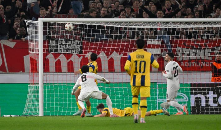 TOR zum 2:2 Tiago Tomas VfB Stuttgart (08) VfB Stuttgart vs Maccabi Tel-Aviv FC EUROPA LEAGUE EL 11.12.2025 DFL REGULATIONS PROHIBIT ANY USE OF PHOTOGRAPHS AS IMAGE SEQUENCES AND OR QUASI-VIDEO VfB Stuttgart vs Maccabi Tel-Aviv FC EUROPA LEAGUE EL