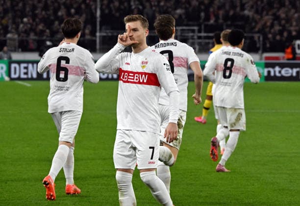 11.12.2025, xsltx, Fussball UEFA Europa League, VfB Stuttgart - Maccabi Tel Aviv v.l. Maximilian Mittelstädt (VfB Stuttgart) celebrate the goal, Der Torjubel zum 3:0 Stuttgart