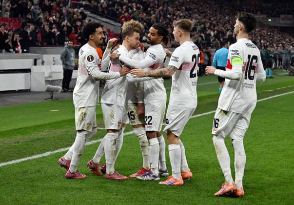 11.12.2025, xsltx, Fussball UEFA Europa League, VfB Stuttgart - Maccabi Tel Aviv v.l. Maximilian Mittelstädt (VfB Stuttgart) celebrate the goal, Der Torjubel zum 3:0 Stuttgart