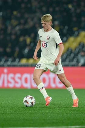 Schweiz: UEFA Europa League 2025 26, BSC Young Boys vs LOSC Lille - Stadion Wankdorf, Bern: Hakon Arnar Haraldsson (10 Lille) in aktion Bern Stadion Wankdorf Bern Schweiz Copyright: xKjetilxWaberx