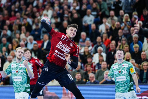 Wurf Tor Marco Grgic (SG Flensburg-Handewitt, 17) GER, SG Flensburg-Handewitt vs. Fuechse Berlin, Handball, Bundesliga, Spieltag 16, Saison 2026 2026, 11.12.2025 GER, SG Flensburg-Handewitt vs. Fuechse Berlin, Handball, Bundesliga, Spieltag 16, Saison 2026 2026, 11.12.2025 Flensburg Copyright: xEibner-Pressefoto MarcelxvonxFehrnx EP_MFN