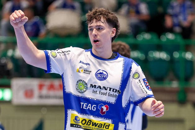 11.12.2025, Handball, HBL, Bergischer HC - ThSV Eisenach, Unihalle Wuppertal: Tillmann Leu (Eisenach 99) jubelnd Nordrhein-Westfalen Deutschland