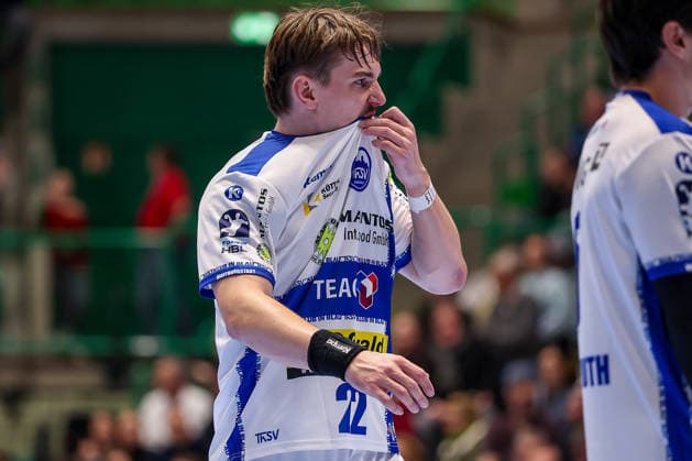 11.12.2025, Handball, HBL, Bergischer HC - ThSV Eisenach, Unihalle Wuppertal: Felix Aellen (Eisenach 22) reagiert Nordrhein-Westfalen Deutschland