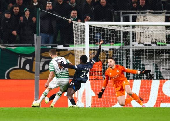 Nasser Djiga of Rangers blocks the shot of Barnabas Varga of Ferencvaros during UEFA Europa League league phase match at the Groupama Arena, Budapest. Ferencvaros v Rangers - UEFA Europa League - League Phase - Groupama Arena, Budapest, Hungary - 11 Dec 2025Budapest Groupama Arena United Kingdom  Copyright: xO Rourke RangersxFC Shutterstockx 16081545bf