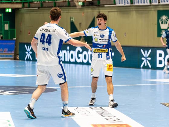 Gian Attenhofer (ThSV Eisenach, 11) jubelt und freut sich mit Stephan Seitz (ThSV Eisenach, 44) Bergischer HC vs. ThSV Eisenach, Handball, 1. Bundesliga, 16. Spieltag, Saison 2025 2026, 11.12.2025 Bergischer HC vs. ThSV Eisenach, Handball, 1. Bundesliga, 16. Spieltag, Saison 2025 2026, 11.12.2025 Wuppertal Copyright: xEibner-Pressefoto DamianxKruczynx EP_DKI