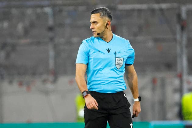 Schiedsrichter Elchin Masiyev (AZE) , Deutschland, Fussball, UEFA Europa League, 6. Spieltag, 2025 2026, SC Freiburg vs. RB Salzburg, 11.12.2025, Europa-Park Stadion (Freiburg), Freiburg im Breisgau, Deutschland Freiburg im Breisgau Europa-Park Stadion (Freiburg) Baden-Württemberg Deutschland Copyright: xGrantxHubbsx