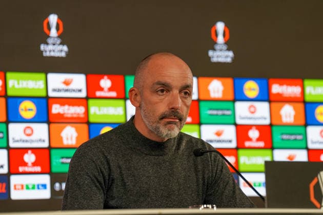 Fussball UEFA Europa League 2025 26, 6. Spieltag - VfB Stuttgart vs Maccabi Tel Aviv FC - Arena Stuttgart (Deutschland): Å½arko LazetiÄ‡ Zarko Lazetic (Trainer, Maccabi Tel Aviv) Pressekonferenz, Medien Copyright: xJOERANxSTEINSIEKx