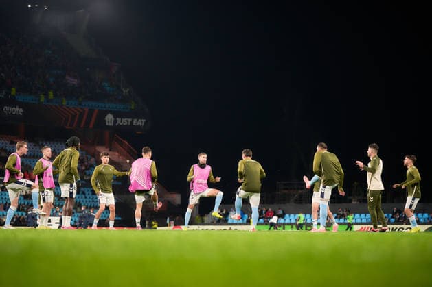 ESP: RC Celta - Bologna FC UEFA Europa League. Matchday 6. Warm up of RC celta group team during the UEFA Europa League match, between RC Celta and Bologna FC, Matchday 6, Balaidos Stadium on December 11, 2025 in Vigo, Spain. kpng Copyright: xPedroxMinax xPRESSINx PM_251211_CEL_BOL_004