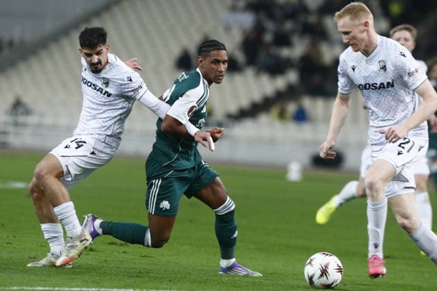 UEFA Europa League - Panathinaikos vs Viktoria Plzen - Tete of Panathinaikos in action during the UEFA Europa League Phase matchday 6 soccer match between Panathinaikos and Viktoria Plzen at the Olympic Athletic Center of Athens Spyros Louis in Athens, Greece, 11 Decemberr 2025. IMAGO ONE INCH PRODUCTIONS ATHENS GREECE Copyright: xONExINCHxPRODUCTIONSx 6775394