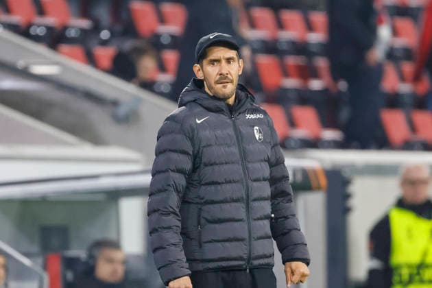 Julian Schuster (SC Freiburg, Trainer) , Deutschland, Fussball, UEFA Europa League, 6. Spieltag, 2025 2026, SC Freiburg vs. RB Salzburg, 11.12.2025, Europa-Park Stadion (Freiburg), Freiburg im Breisgau, Deutschland Freiburg im Breisgau Europa-Park Stadion (Freiburg) Baden-Württemberg Deutschland Copyright: xGrantxHubbsx