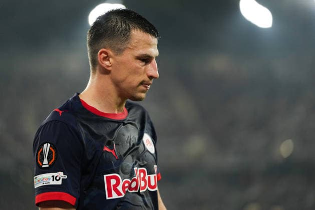 UEFA Europa League: SC Freiburg vs FC Salzburg, 11.12.2025 Stefan Lainer (FC Salzburg, 22) nach seiner Auswechslung UEFA Europa League: SC Freiburg vs FC Salzburg, Europa-Park-Stadion, 11.12.2025 Copyright: xBEAUTIFULxSPORTS Boscox