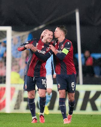 ESP: RC Celta - Bologna FC UEFA Europa League. Matchday 6. Federico Bernardeschi of Bologna FC celebrates after scoring goal during the UEFA Europa League match, between RC Celta and Bologna FC, Matchday 6, Balaidos Stadium on December 11, 2025 in Vigo, Spain. kpng Copyright: xPedroxMinax xPRESSINx PM_251211_CEL_BOL_022