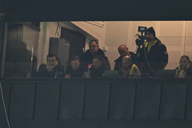 Brann v Fenerbahce - UEFA Europa League BERGEN, NORWAY - DECEMBER 11: Fenerbahce Technical Director Domenico Tedesco (3rd L) follows the UEFA Europa League week 6 football match between Brann and Fenerbahce from the stands due to a yellow card suspension at Brann Stadium in Bergen, Norway on December 11, 2025. Oguz Yeter Anadolu Bergen Norway. Editorial use only. Please get in touch for any other usage.  Copyright: x2025xAnadoluxOguzxYeterx