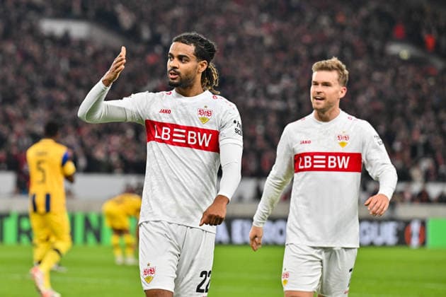 Europa League; VfB Stuttgart - Maccabi Tel Aviv; 11.12.2025 StUTTGART, GERMANY - 11. DECEMBER: Jubel der Hausherren nach dem Treffer zum 1-0 durch Lorenz ASSIGNON (VfB Stuttgart 22) Tor Torschuetze Freude Happy während dem Match zwischen dem VfB Stuttgart und Maccabi Tel Aviv am 6. Spieltag der UEFA Europa League Ligaphase in der MHP Arena