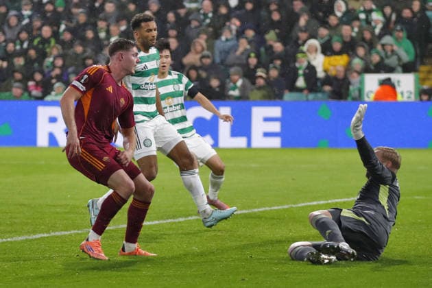 11.12.2025 Europa League Fase a Gironi : Celtic vs Roma Nella foto: Evan Ferguson gol& xD;(Foto Gino Mancini)  Copyright: xGinoxMancini IPAxSportx xipa-agency.netx xx IPA_69044763 IPA_Agency_IPA69044763