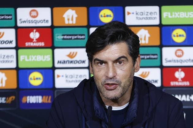 LYON , 11-12-2025 , Groupama Stadium , season 2025 2026 , UEFA Europa League League phase . match between Olympique Lyon and Go Ahead Eagles, Picture shows Olympique Lyonnais trainer coach Paulo Fonseca at press conference, PK, Pressekonferenz Olympique Lyon - Go Ahead Eagles  x200127096x Copyright: