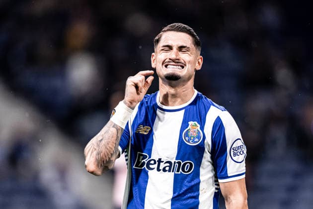 FC Porto v Malmo FF - UEFA Europa League 2025 26 League Phase MD6 PORTO, PORTUGAL - DECEMBER 11: Borja Sainz of FC Porto reacts to close call during to the UEFA Europa League 2025 26 League Phase MD6 match between FC Porto and Malmo FF at Estadio do Dragao on December 11, 2025 in Porto, Portugal. (Photo by Joao Gregorio RSM Press via Photo Players Images Magara press) Porto Estadio do Dragao Portugal Copyright: xJoaoxGregoriox