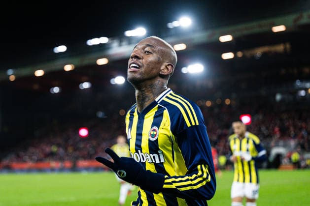 251211 Talisca of Fenerbahce celebrates after scoring the 0-4 goal during the UEFA Europa League football match between Brann and Fenerbache on December 11, 2025 in Bergen. Photo: Marius Simensen BILDBYRAN COP 238 MM0053 bbeng brann fenerbache football fotball fotboll jubel soccer uefa europa league Copyright: MARIUSxSIMENSEN BB251211ZM047