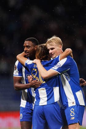 Pablo Rosario, Rodrigo Mora and Victor Froholdt seen celebrating after goal during UEFA Europa League game between teams of FC Porto and Malmo FF (Bernardo Benjamim Ball Raw Images) Porto Estadio do Dragao Portugal Copyright: xBernardoxBenjamimx bernardobenjamim_fcporto_malmo_2526-113